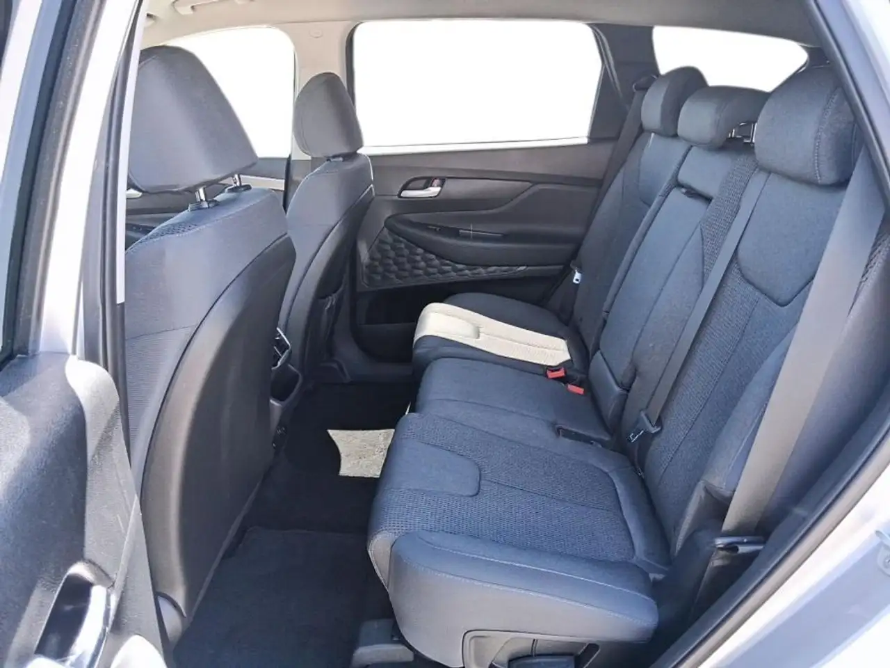 Hyundai SANTA FE снимка Hyundai SANTA FE