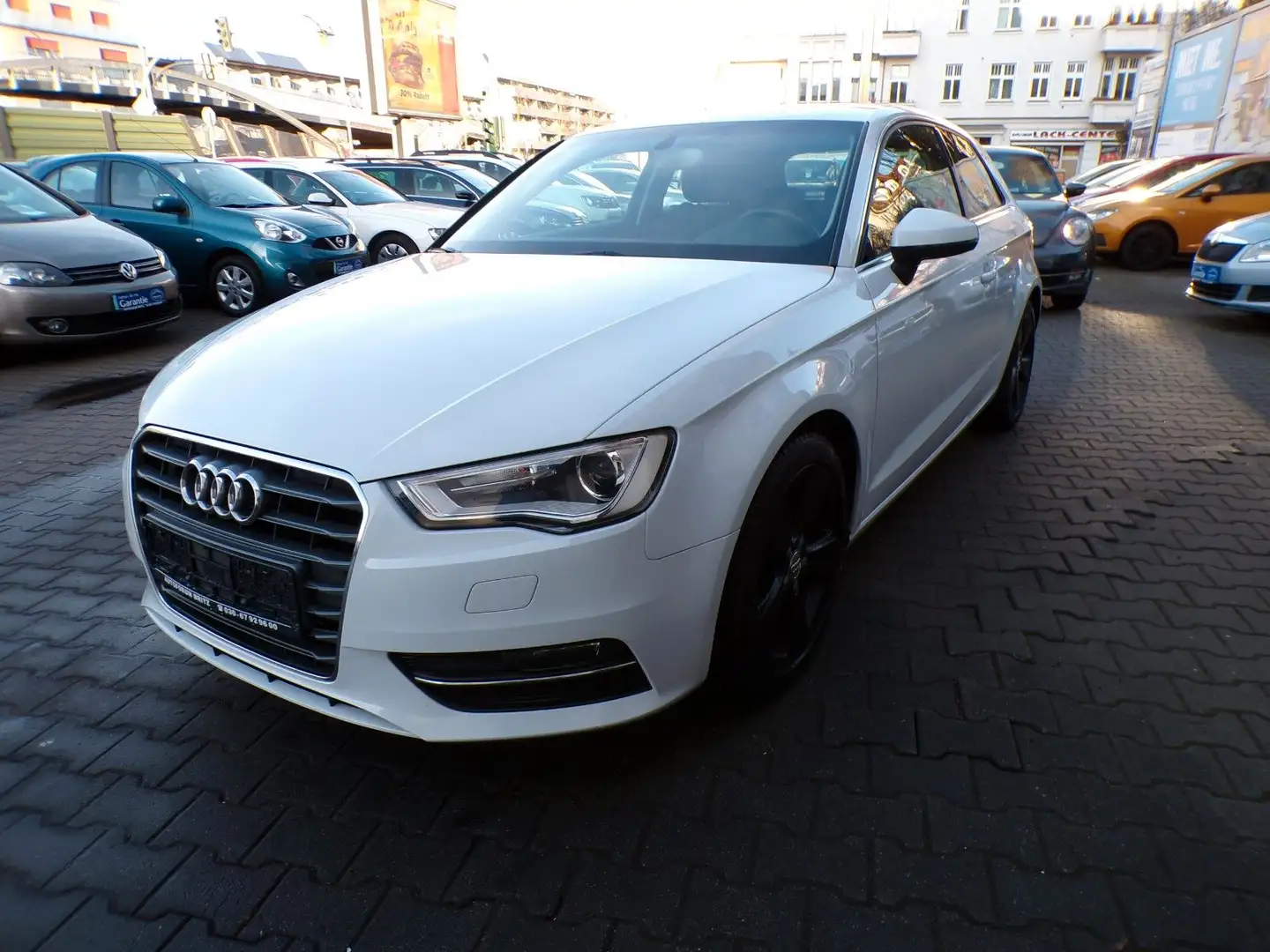 Audi A3 1.6 TDI Weiß - 1