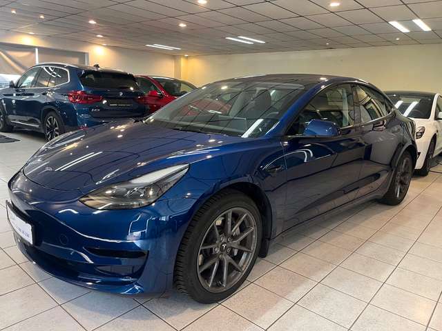 Tesla Model 3 +ohne Nachlackierung+ kaufe auch Tesla an