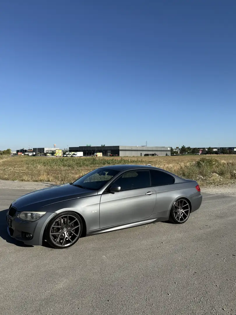 BMW 330 330d Coupé Aut. - 1