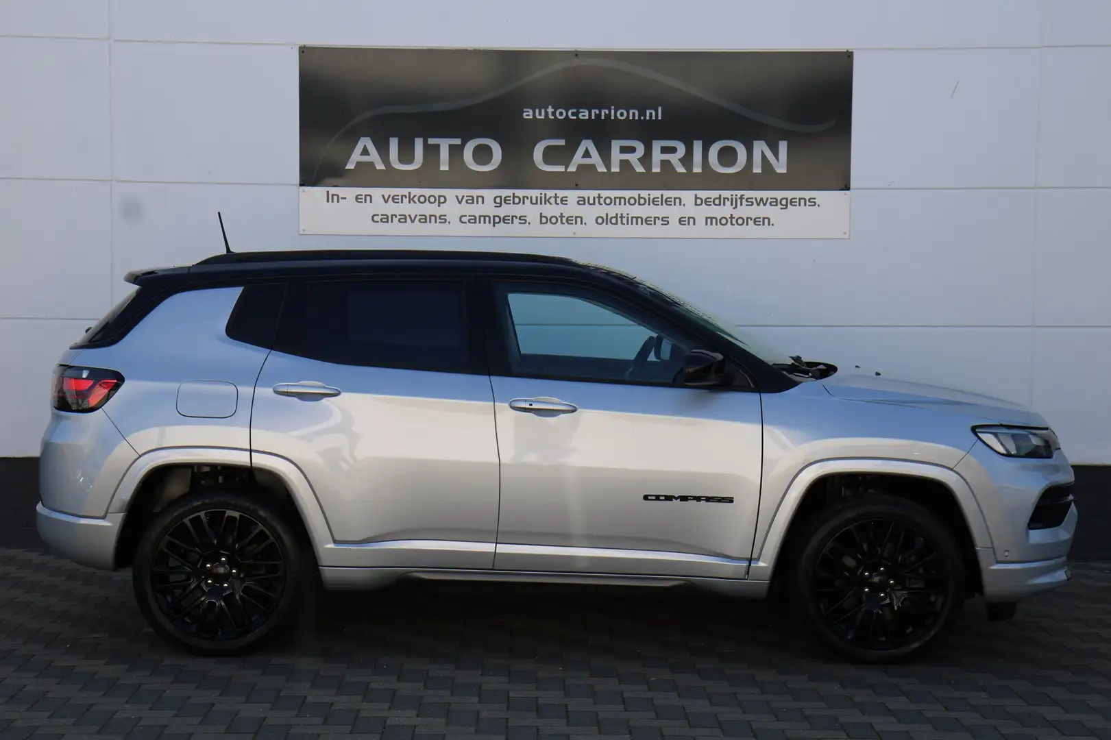 Jeep Compass 4xe 240 Plug-in Hybrid Leder Carplay Luxe BTW !! Silber - 2