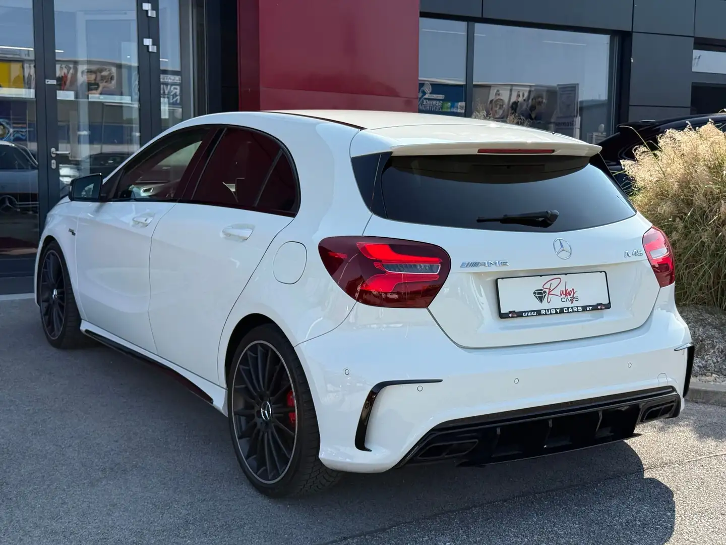 Mercedes-Benz A 45 AMG A-Klasse A45 AMG 4Matic *Facelift* Weiß - 2