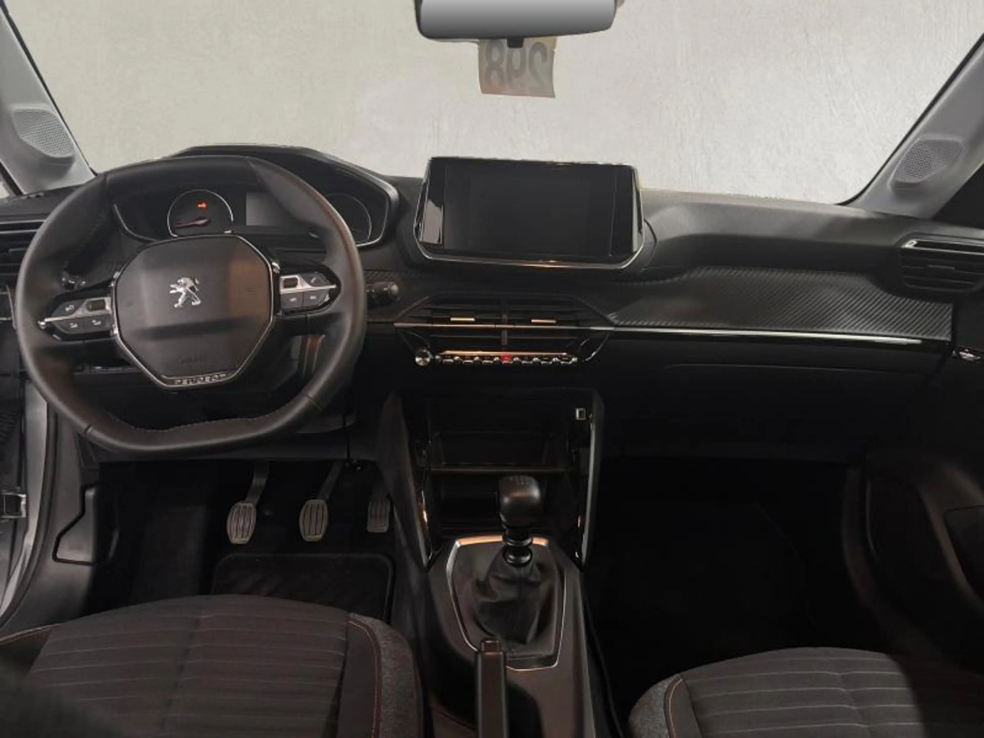 Peugeot 208 II & e- Active Pack — photo 10