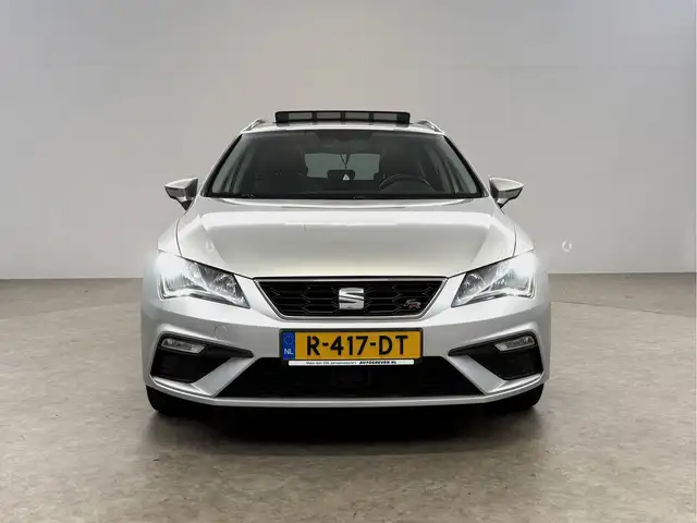 Seat Leon view 8