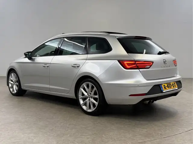 Seat Leon view 3