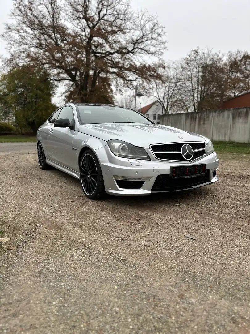 Mercedes-Benz C 63 AMG Coupe 31 Performance Package 487 Ps Carbon - 1
