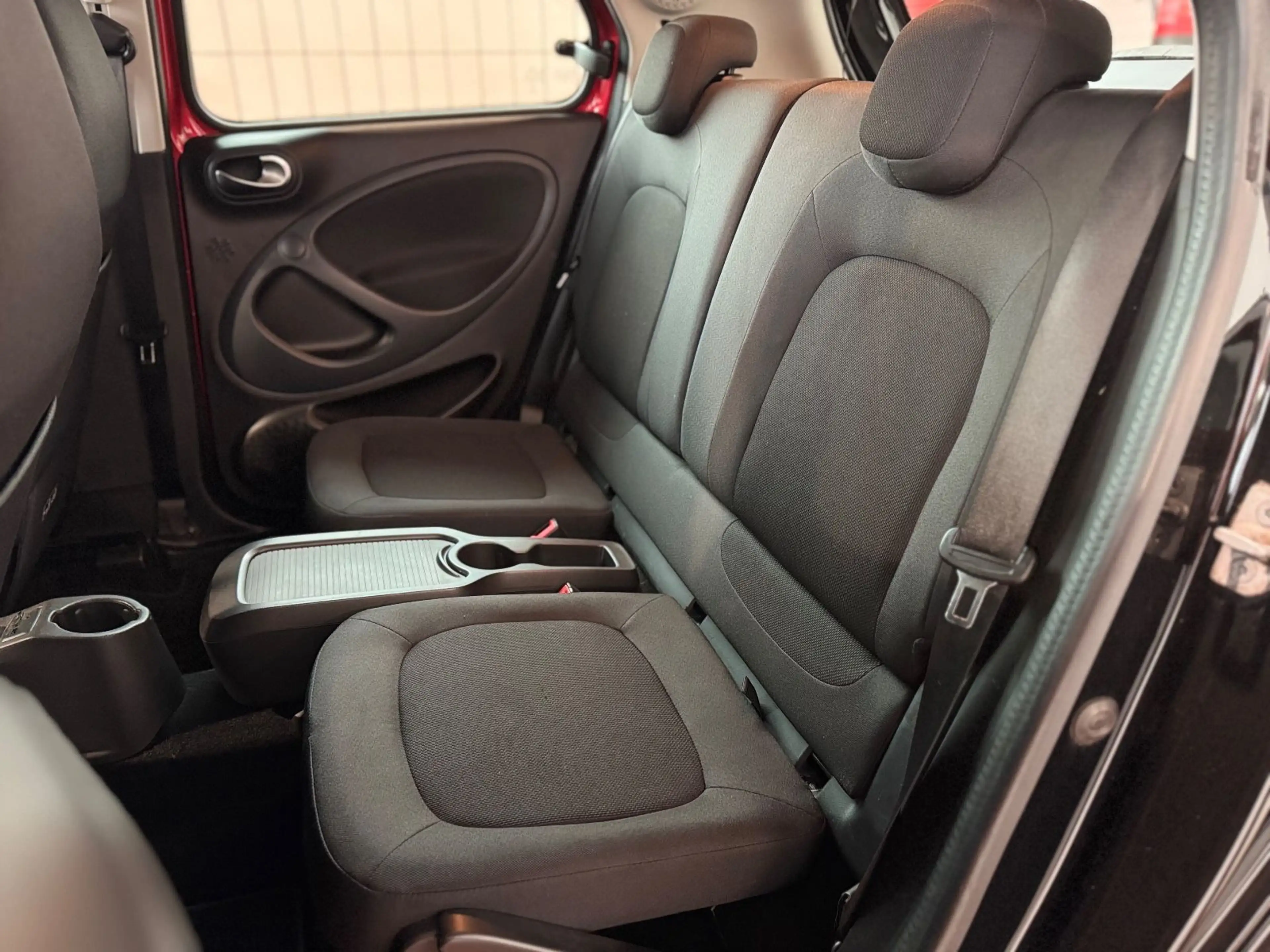 smart forFour 1.0/Automatik/Kamera/BT/Navi/TÜVNeu — photo 14