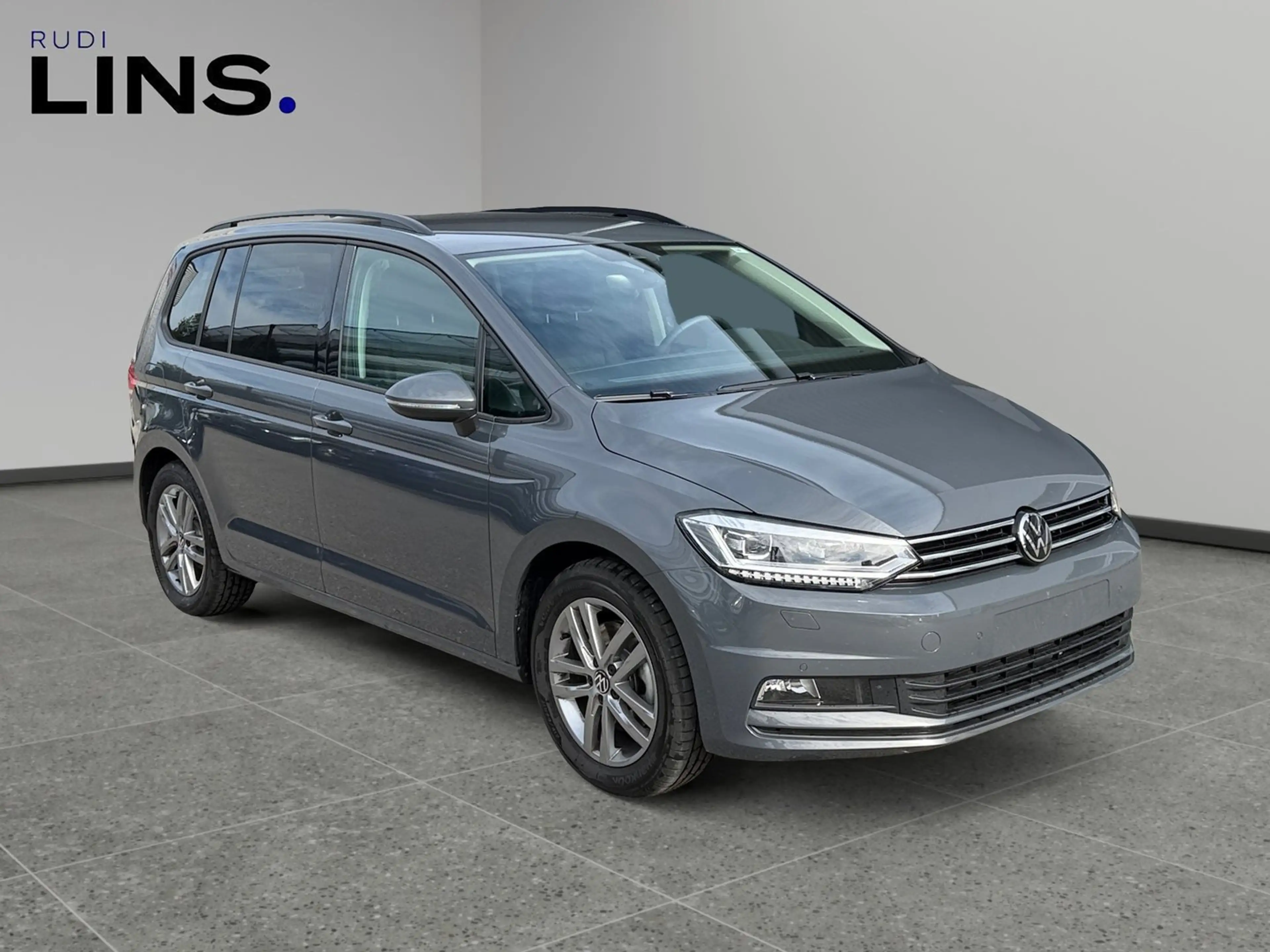 Volkswagen Touran Friends TSI DSG — photo 7