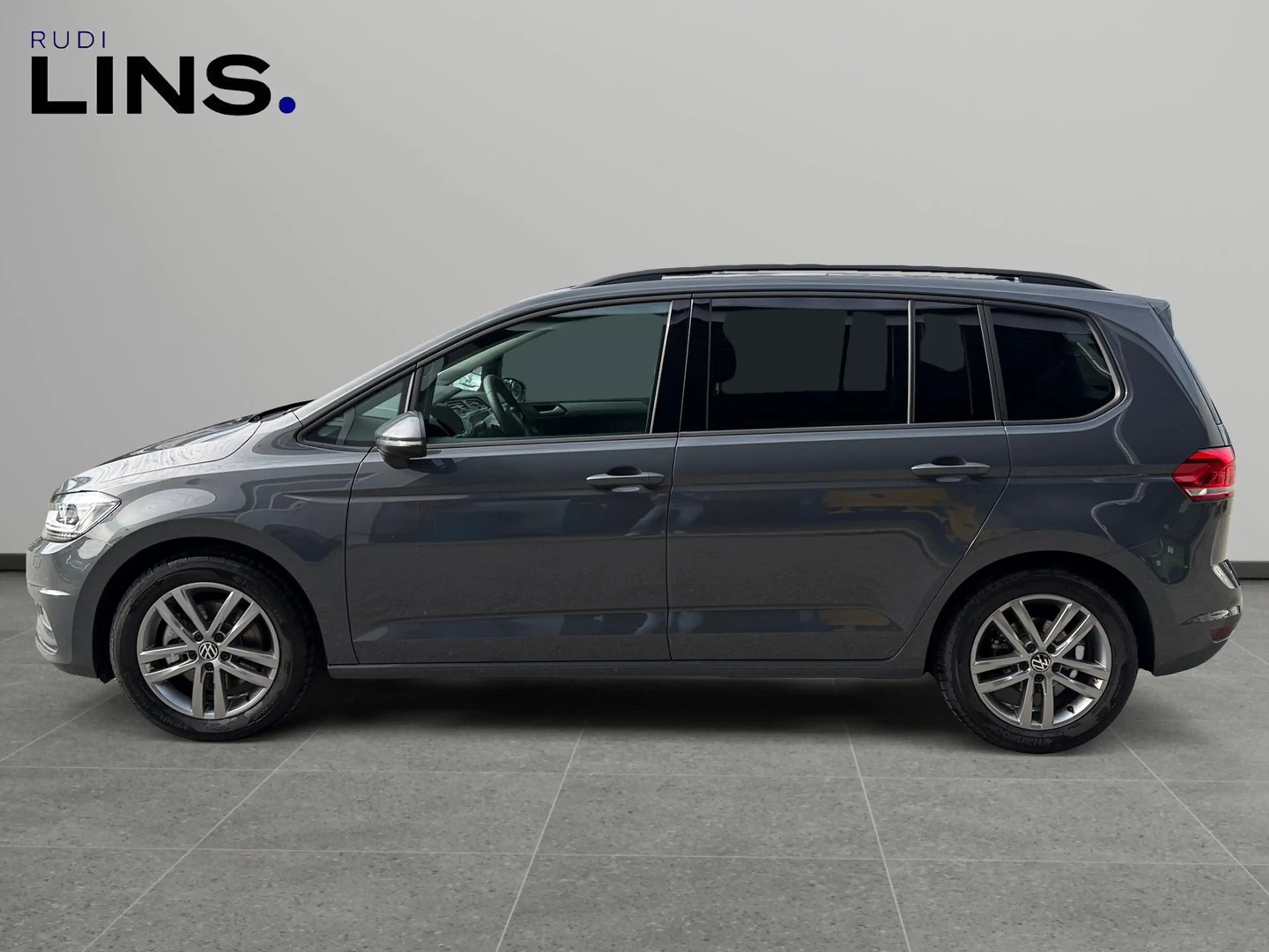 Volkswagen Touran Friends TSI DSG — photo 2