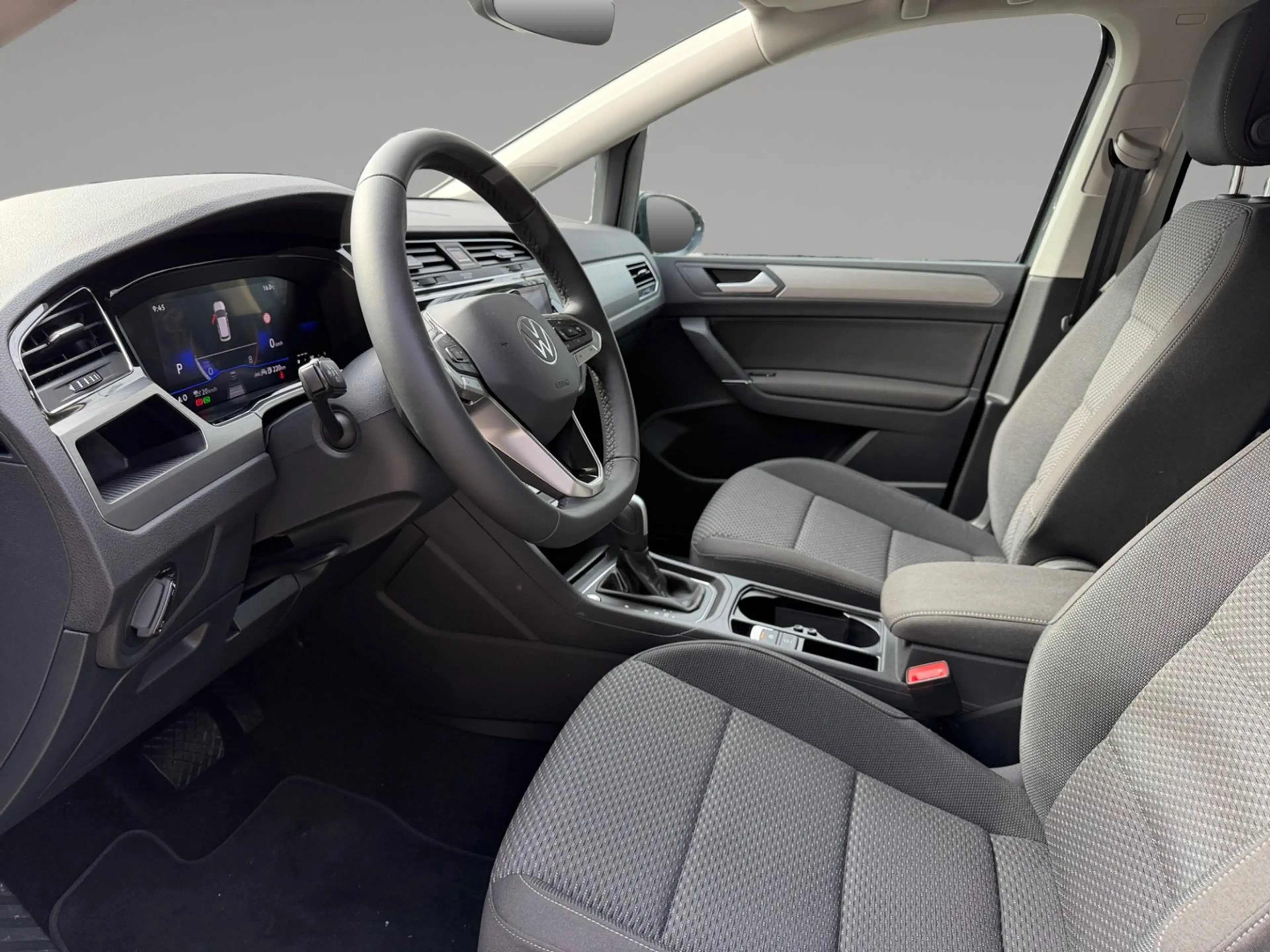 Volkswagen Touran Friends TSI DSG — photo 10