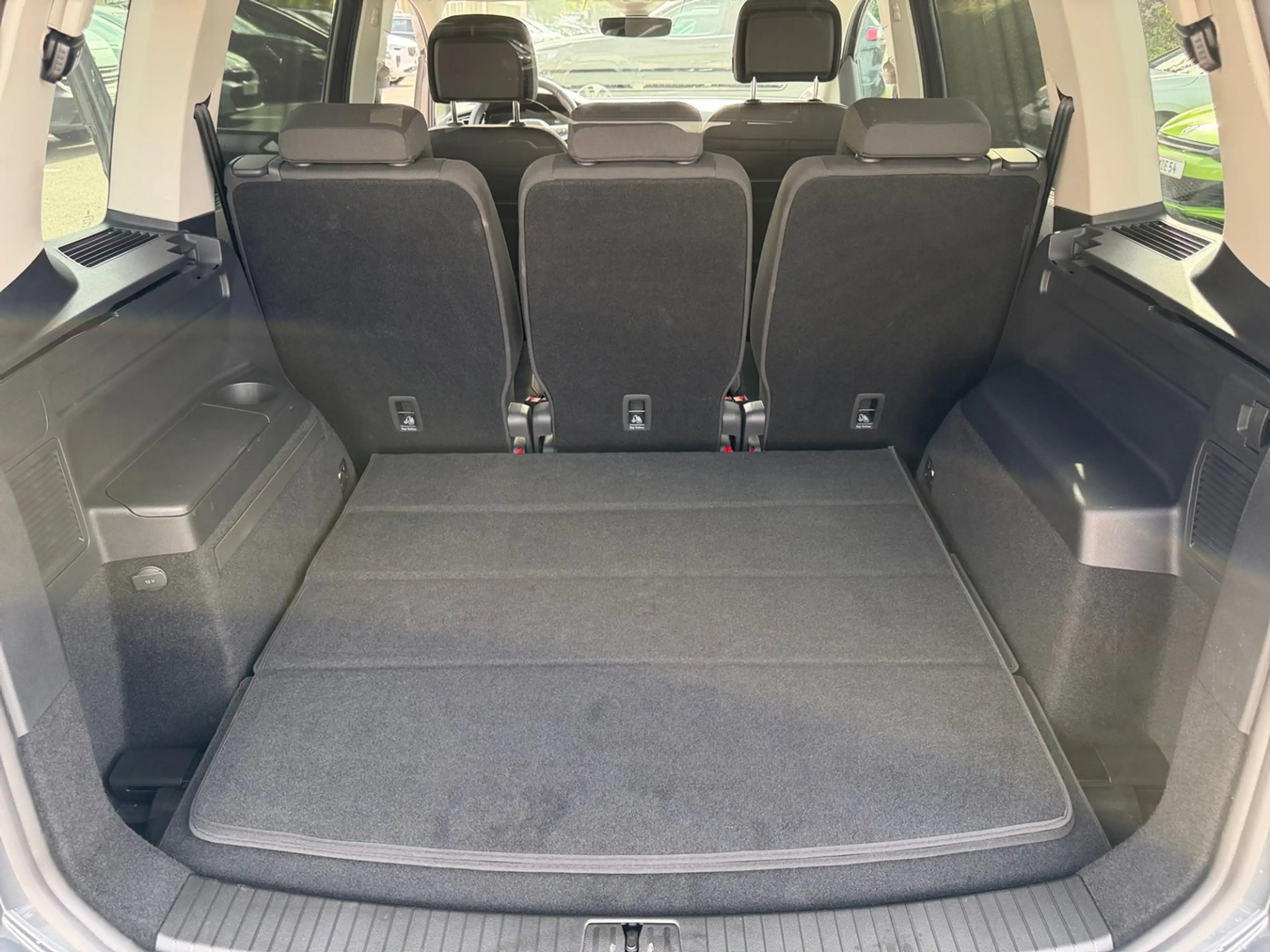 Volkswagen Touran Friends TSI DSG — photo 20