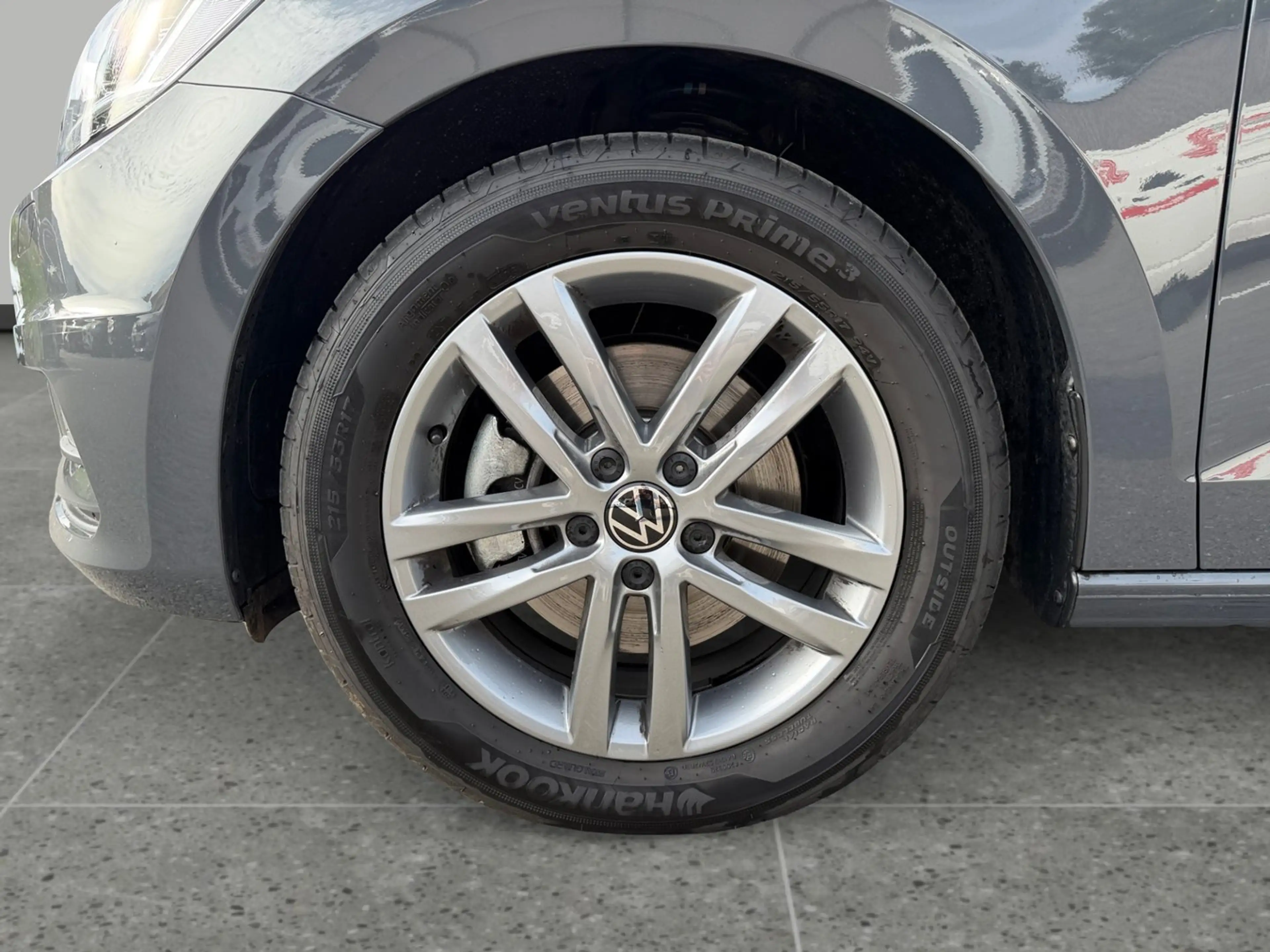 Volkswagen Touran Friends TSI DSG — photo 9