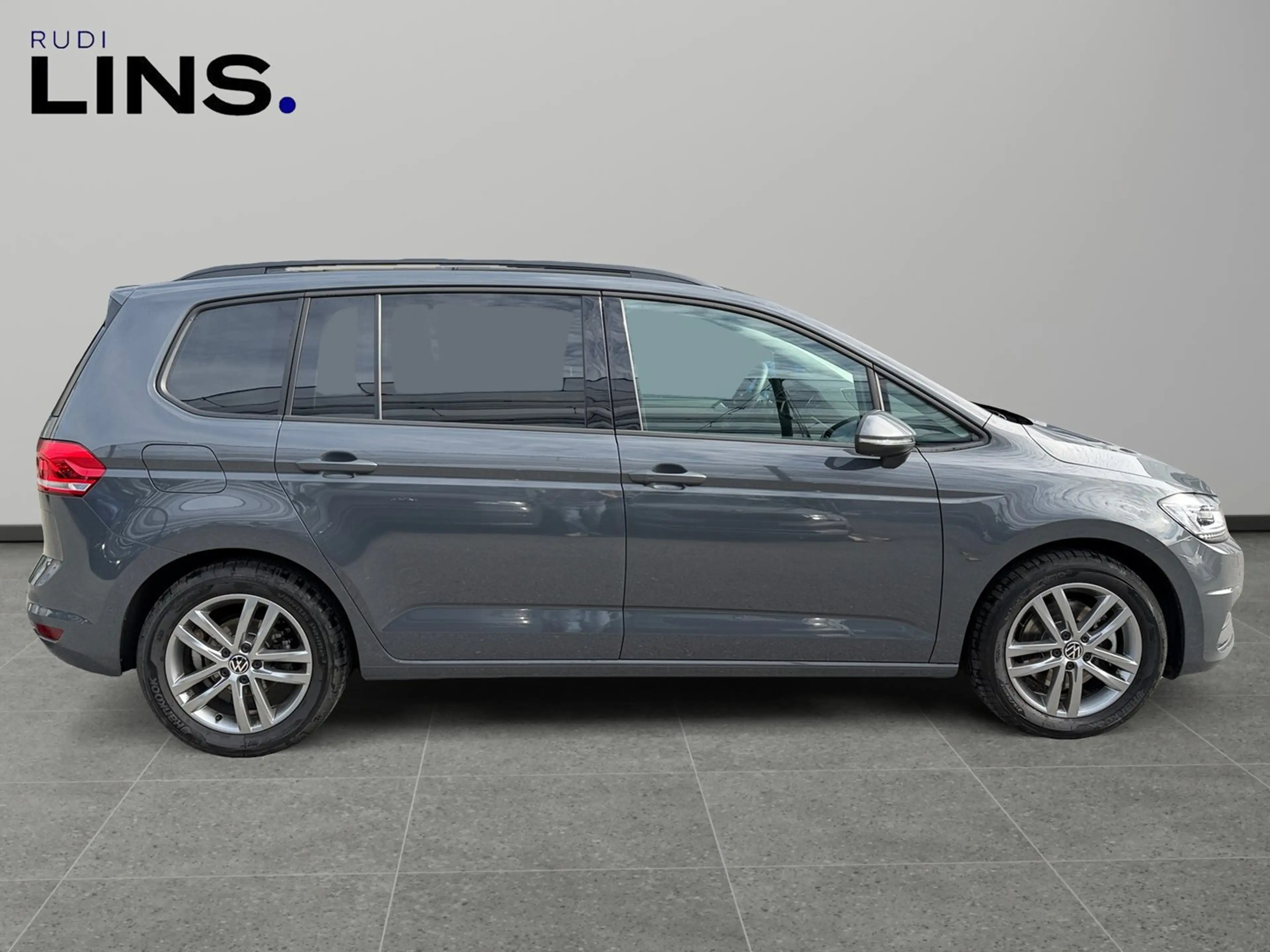 Volkswagen Touran Friends TSI DSG — photo 6