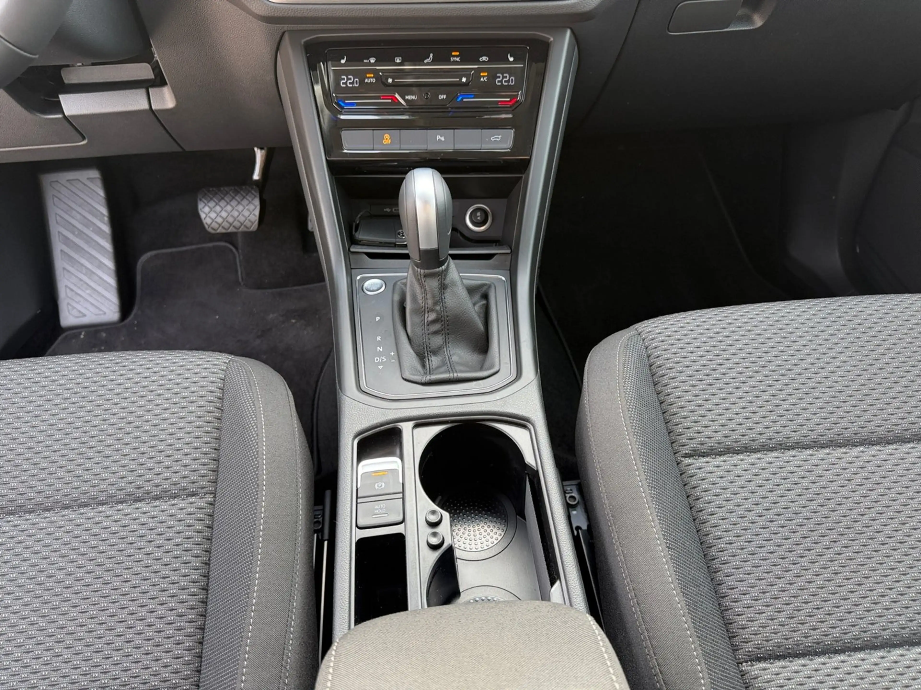 Volkswagen Touran Friends TSI DSG — photo 12