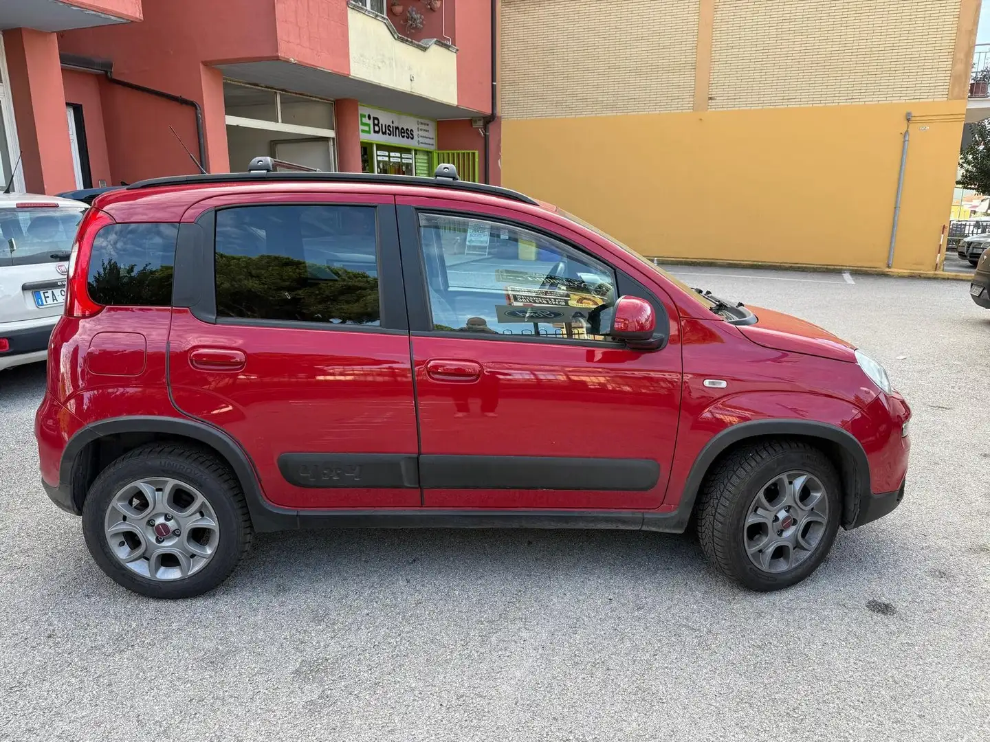 Fiat Panda Panda  4x4 0.9 t.air turbo 4x4 85cv GPL Rosso - 2