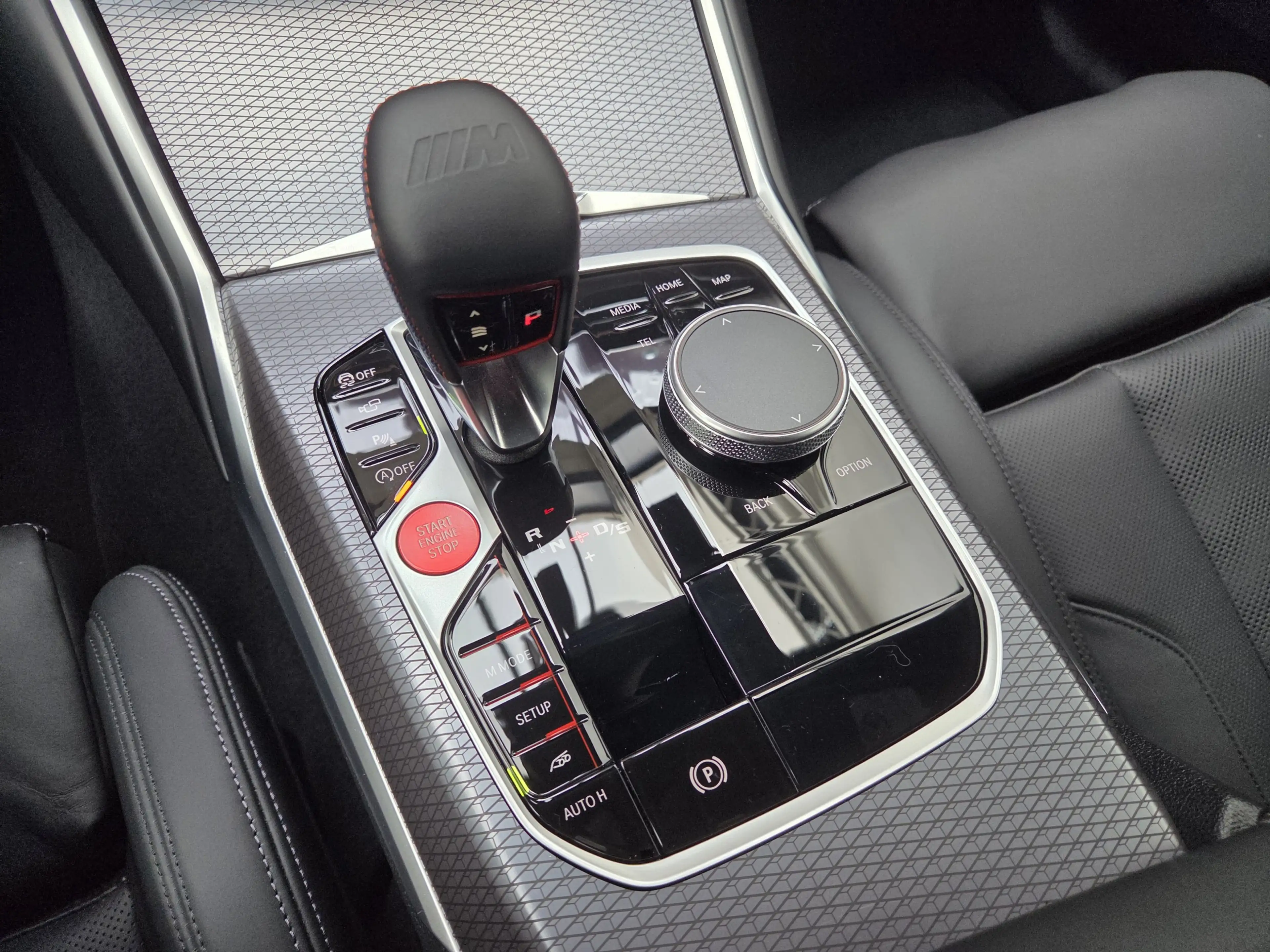 BMW M4 xDrive Comp. Ultimate CarbonExt. Sitzlüft ACC — photo 12