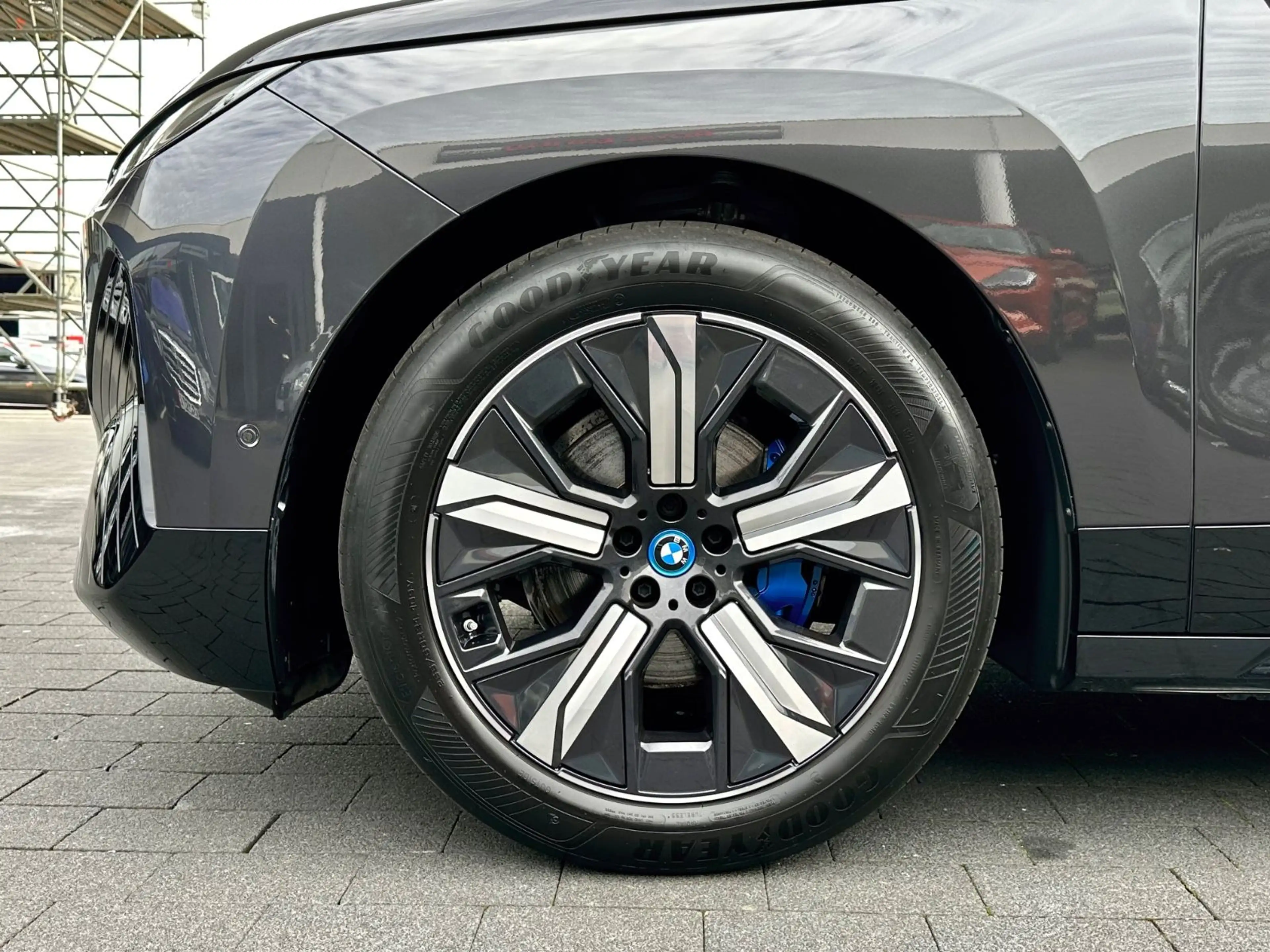 BMW iX xDrive40 Sport | Panorama | Harman/Kardon — photo 8