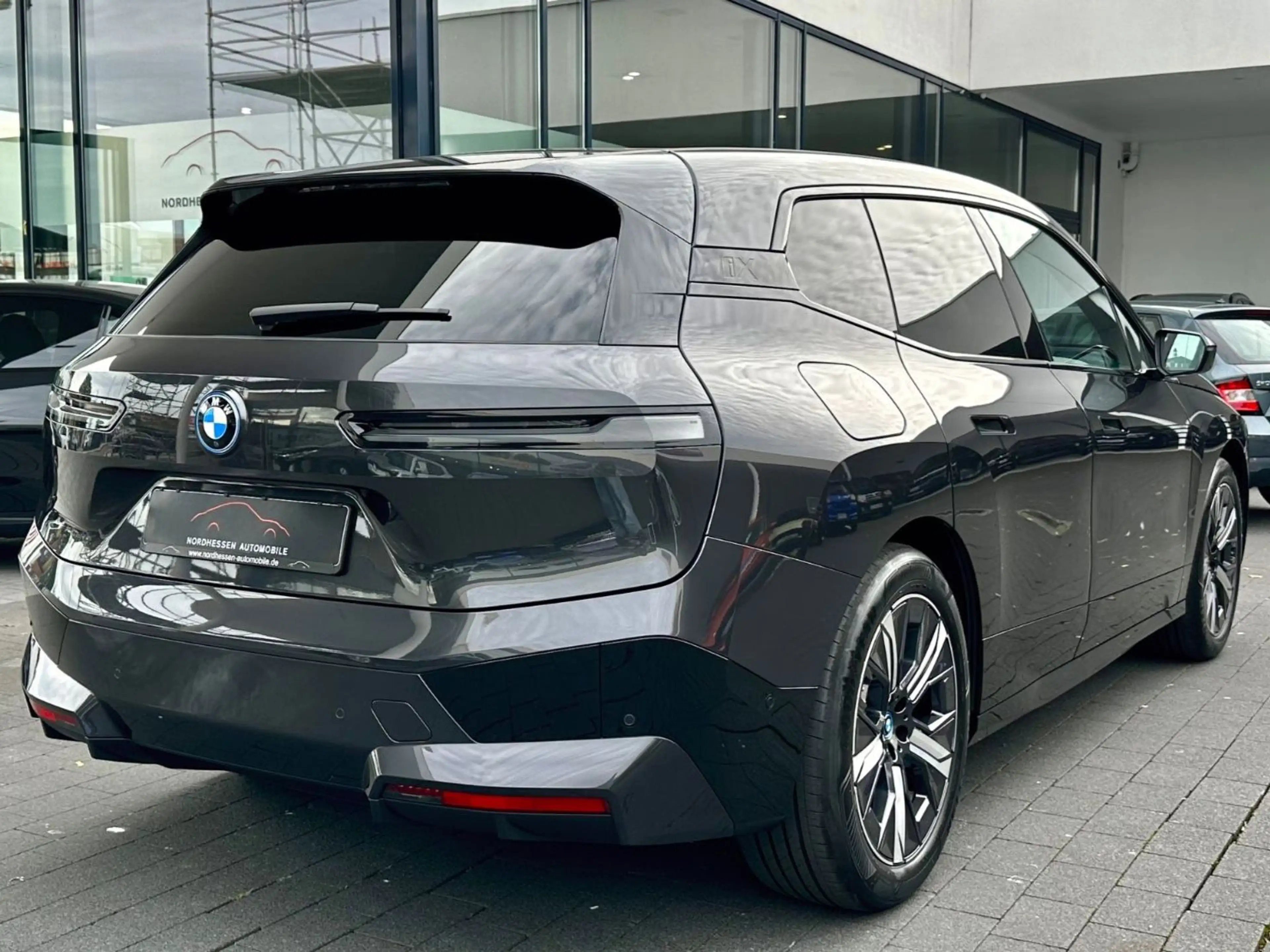 BMW iX xDrive40 Sport | Panorama | Harman/Kardon — photo 4