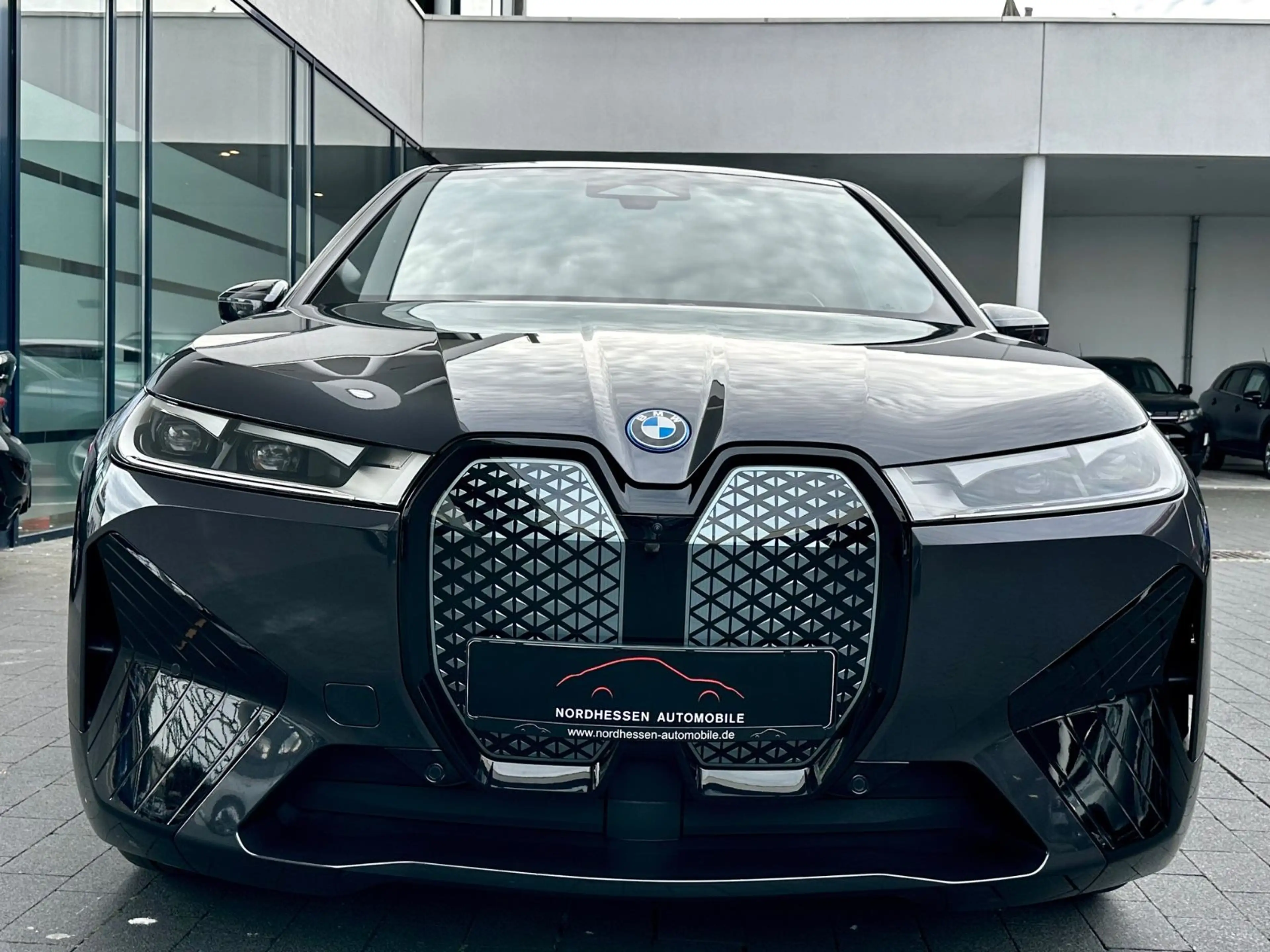 BMW iX xDrive40 Sport | Panorama | Harman/Kardon — photo 5