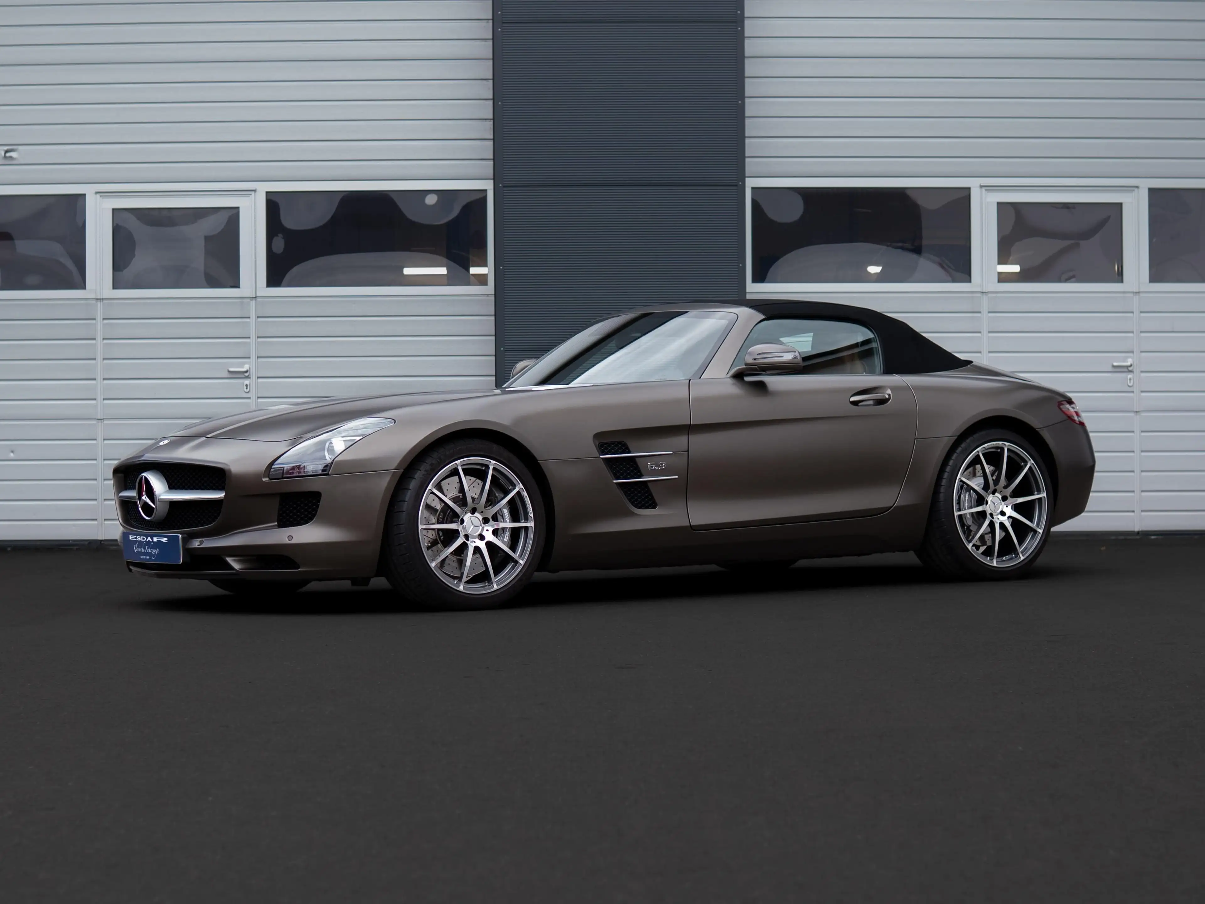 Mercedes-Benz SLS AMG Roadster