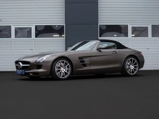 Mercedes-Benz SLS AMG Roadster