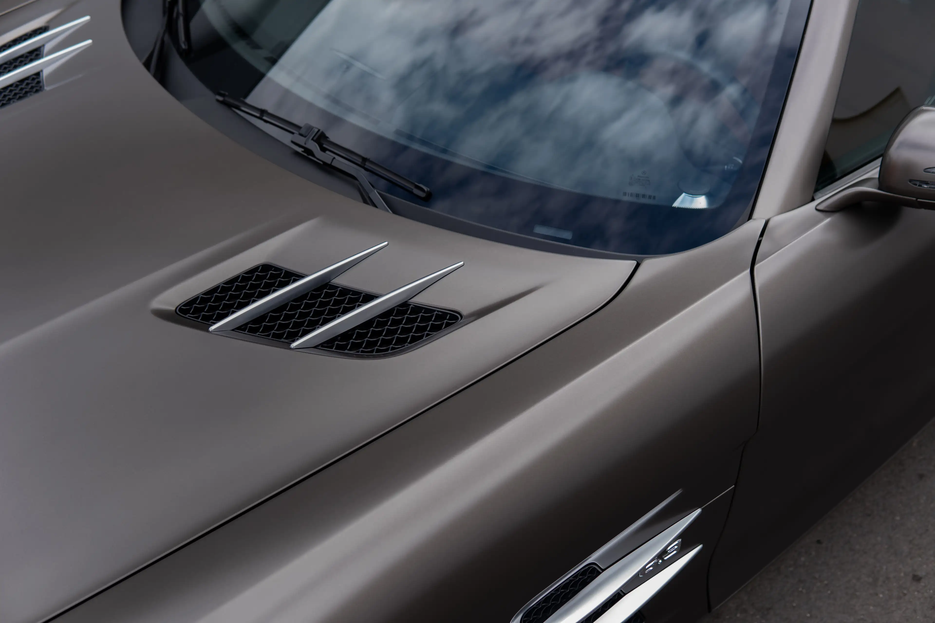 Mercedes-Benz SLS AMG Roadster — photo 9