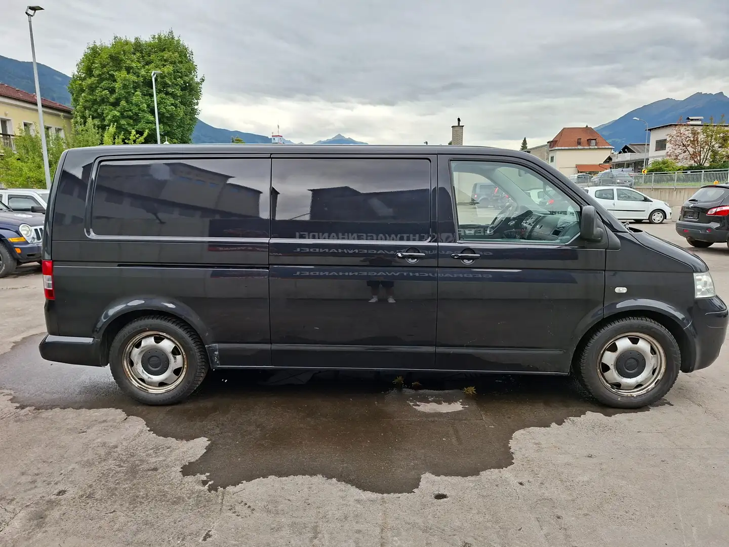 Volkswagen T5 Kombi Kasten lang Schwarz - 2