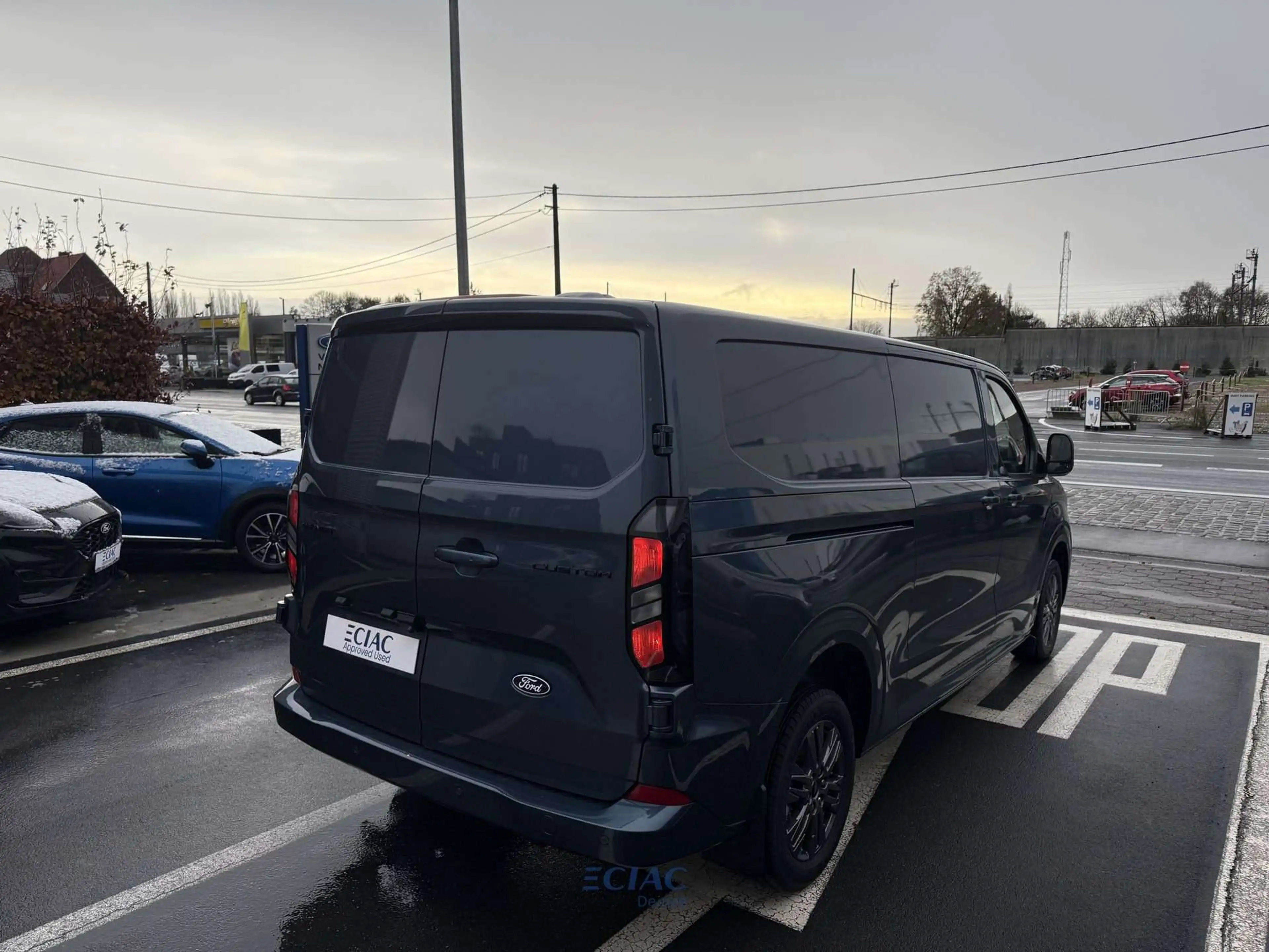 Ford Transit Custom 320L LWB Limited AUT - Garantie tot 2029!! — photo 5
