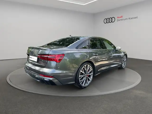 Audi S6 view 7