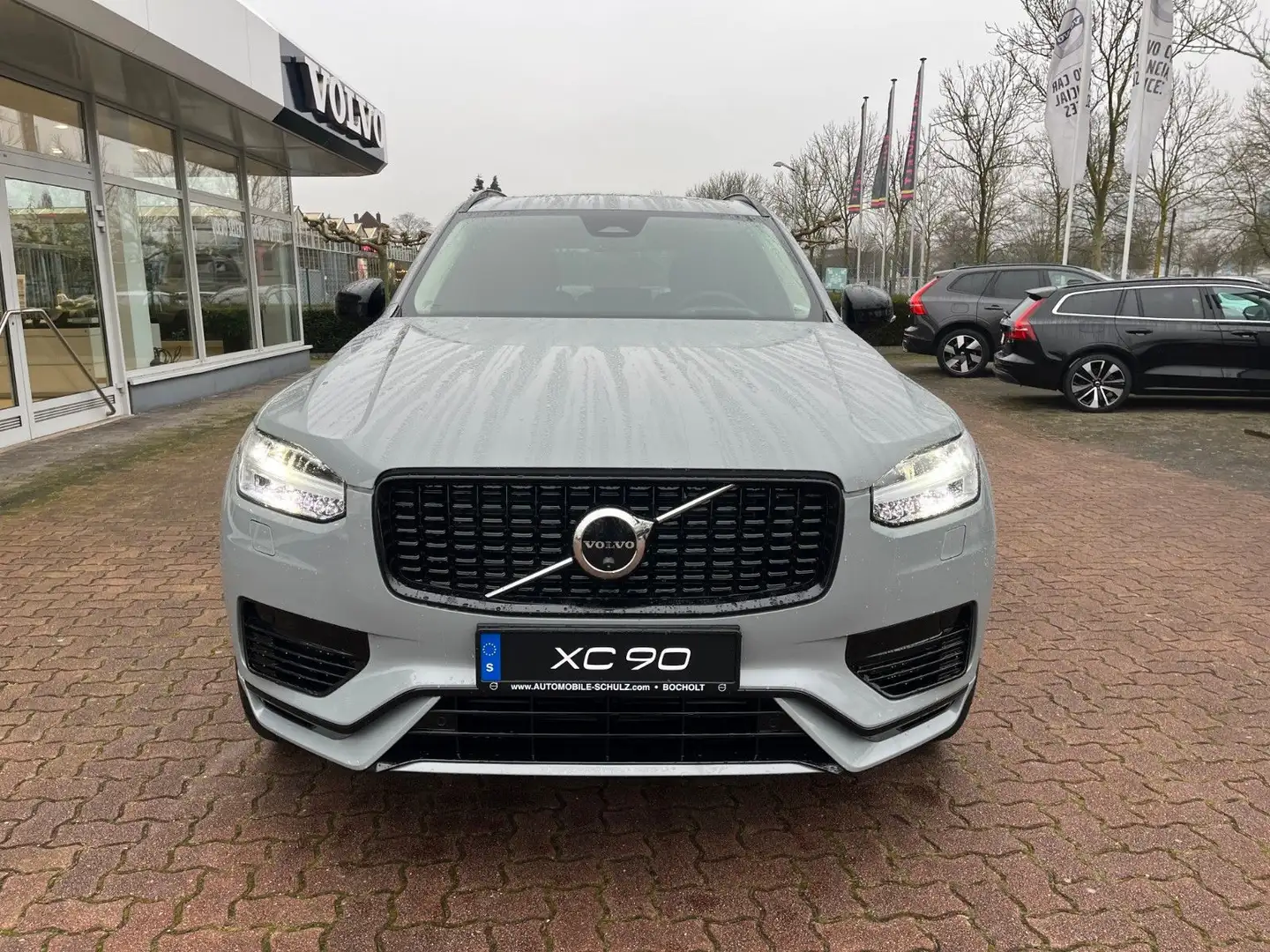 Volvo XC90 T8 Ultra Dark Plug-In AWD VOLL UPE 101.150€ Grau - 2