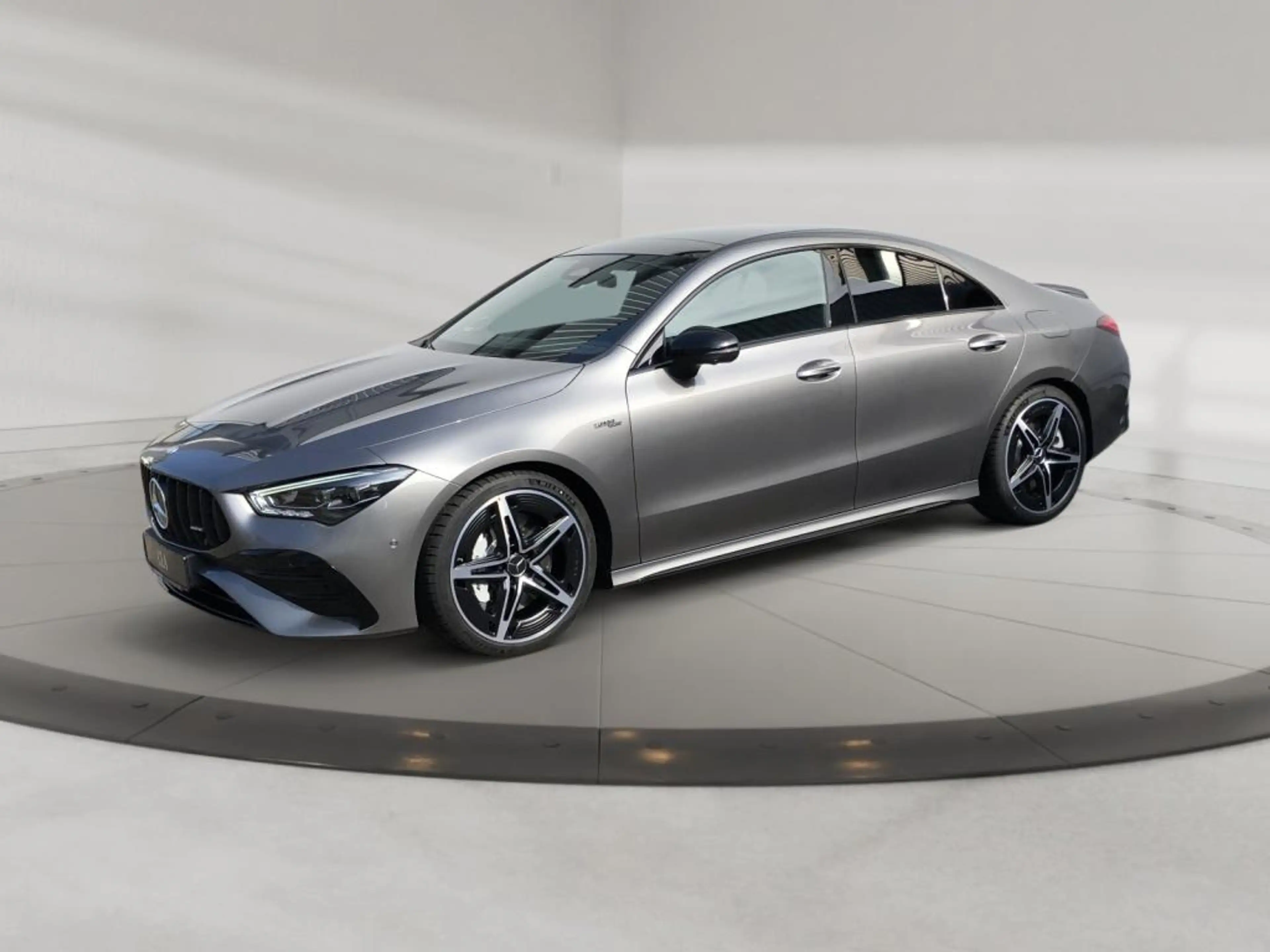 Mercedes-Benz CLA 35 AMG AMG CLA 35 4M Coupe +19Z+Night+Panorama — photo 2