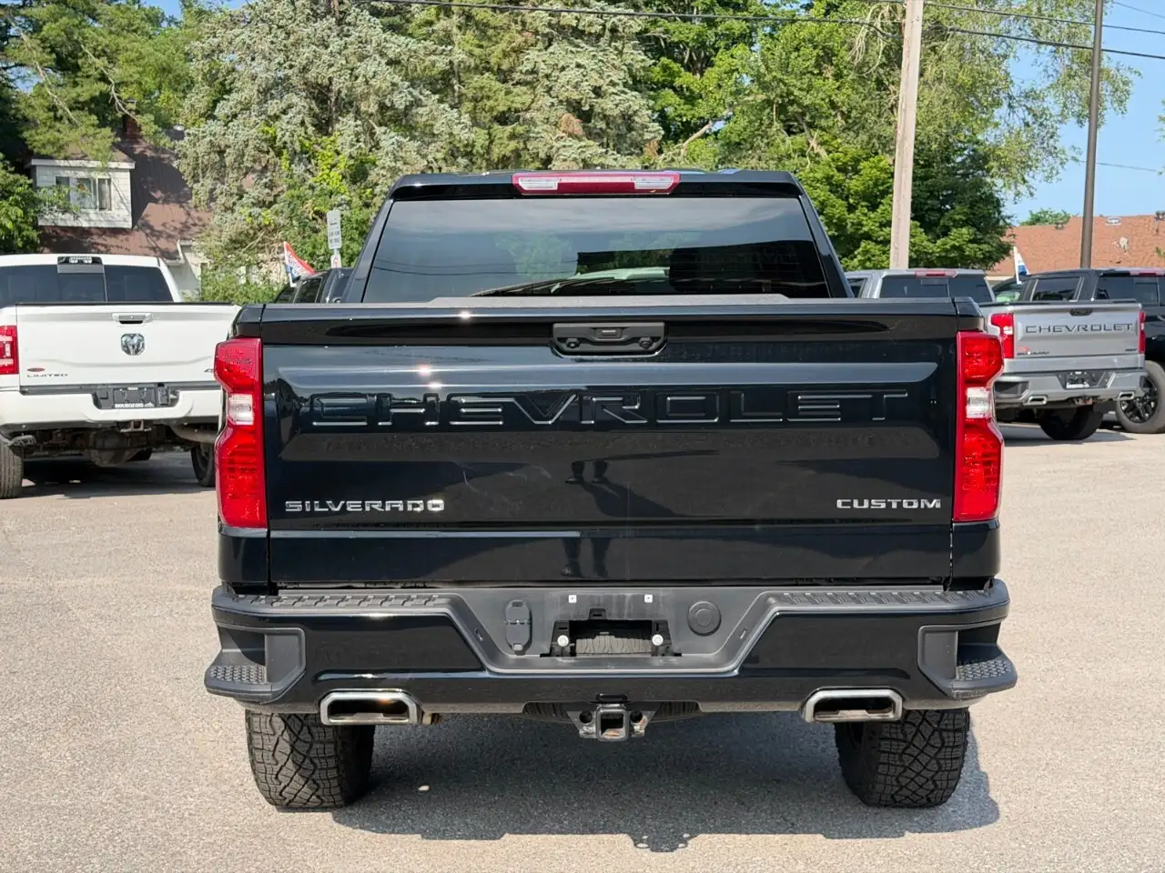 Chevrolet Silverado 1500 снимка Chevrolet Silverado 1500