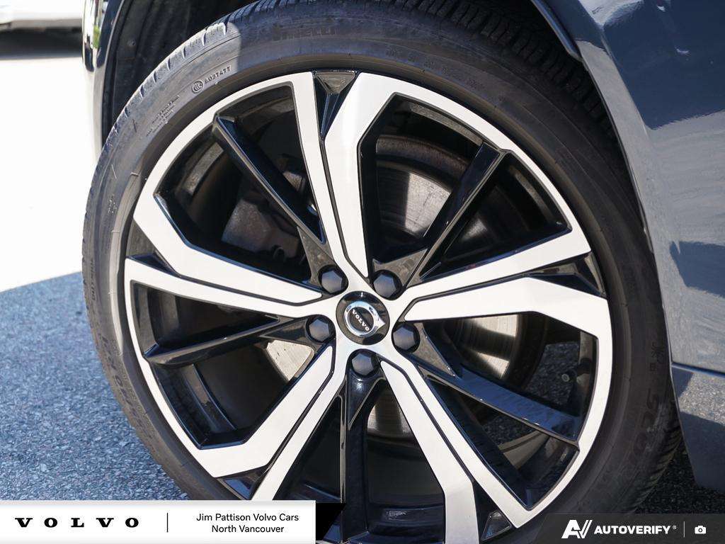 2022 Volvo XC60 B6 R-Design - Bowers Sounds/Sports design thumb 6