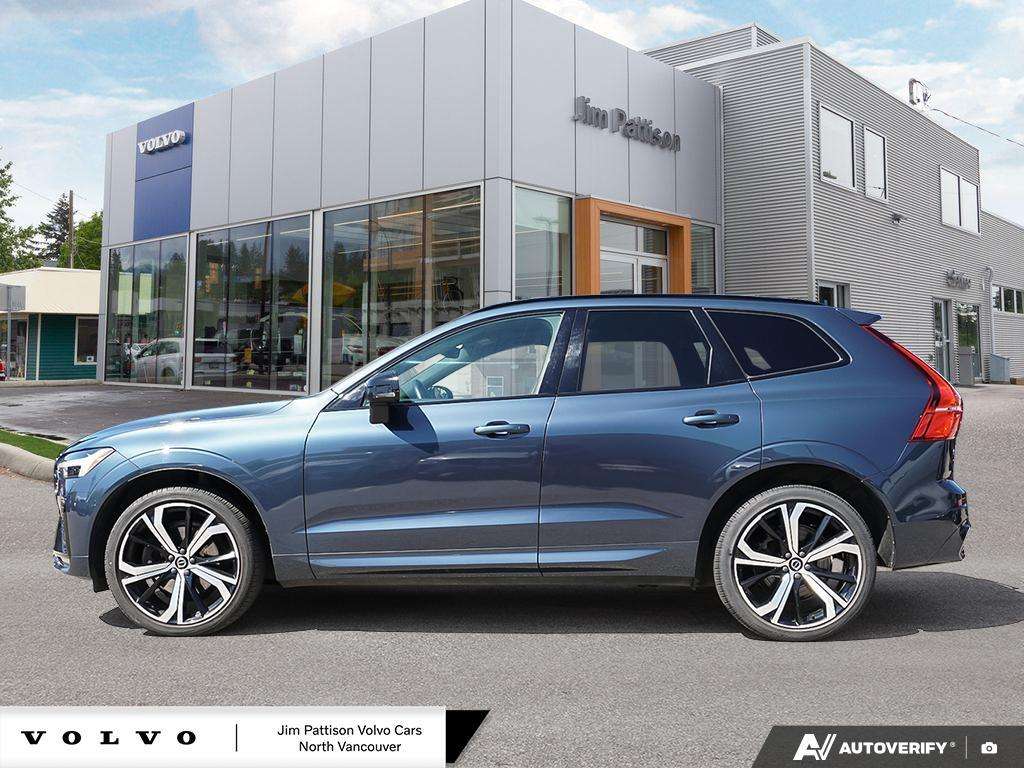 2022 Volvo XC60 B6 R-Design - Bowers Sounds/Sports design alt 3