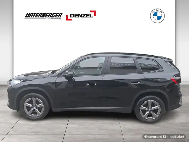 BMW X1 view 3