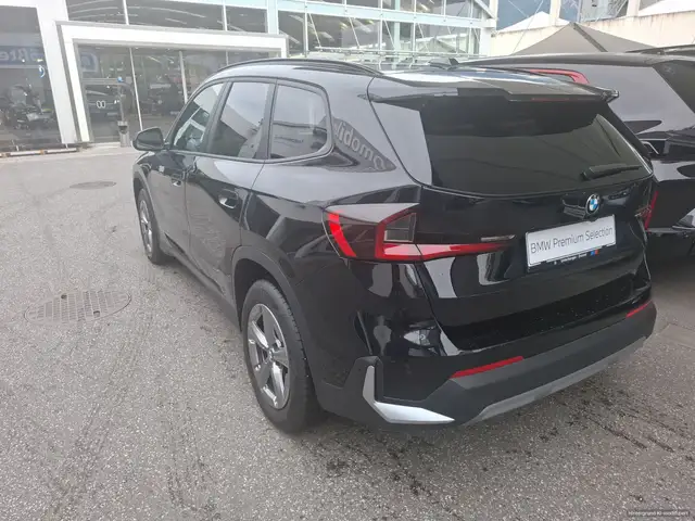 BMW X1 view 4