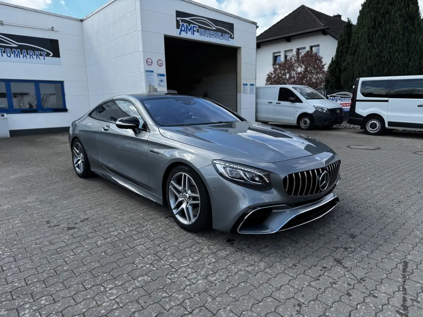 Mercedes-Benz S 63 AMG S -Klasse Coupe AMG 4Matic Edition 1 Grau - 2