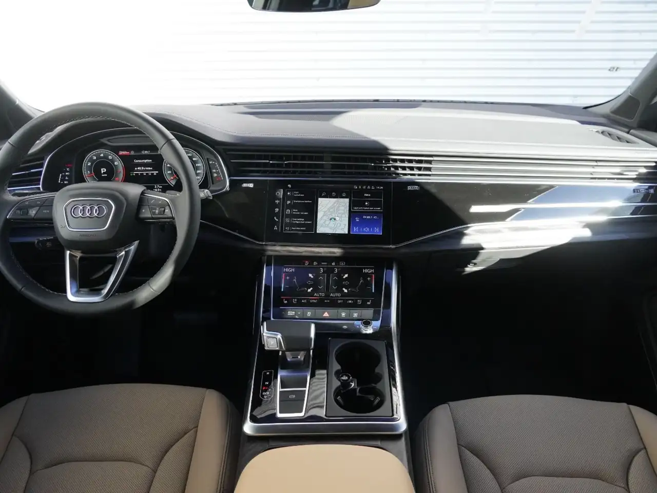 Audi Q7 снимка Audi Q7