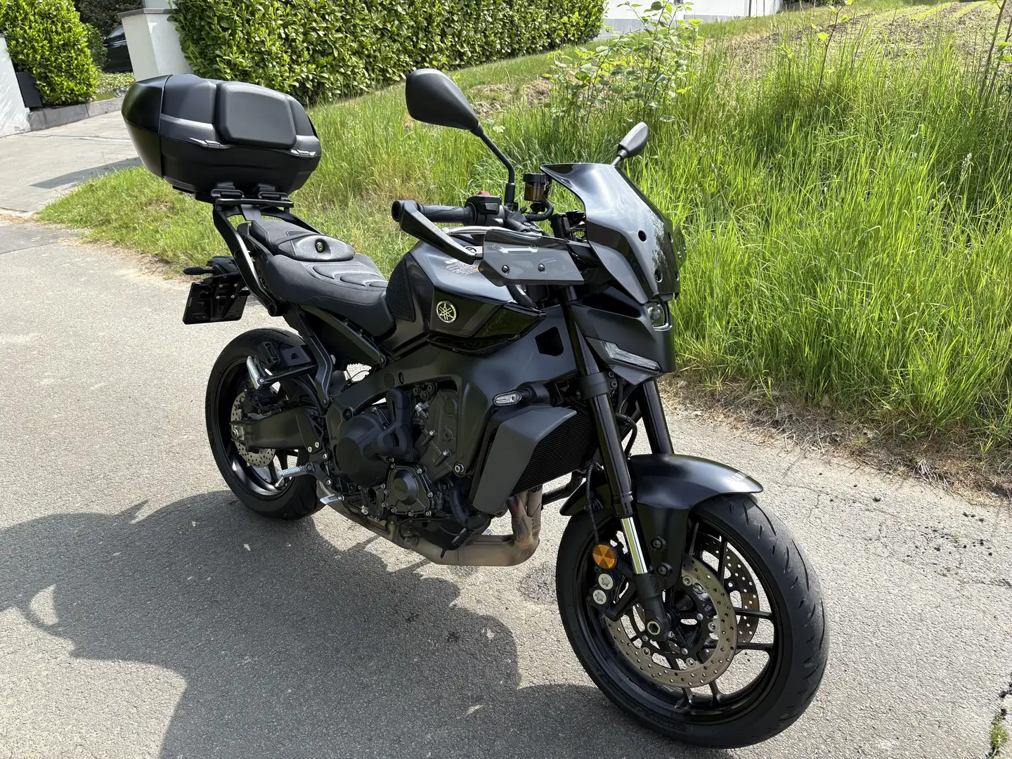 Yamaha MT-09 Y-AMT Černá - 2