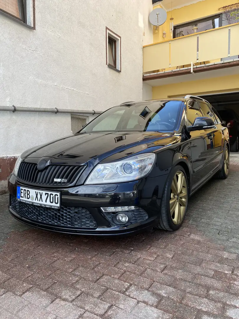 Skoda Octavia Combi 2.0 TSI DSG RS - 1