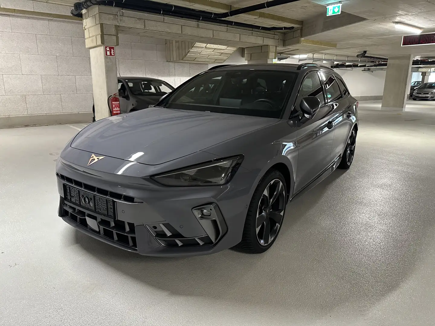 CUPRA Leon 1.5 eTSI SP | MATRIX | AHK | SENNHEISER | KAMERA Grau - 2