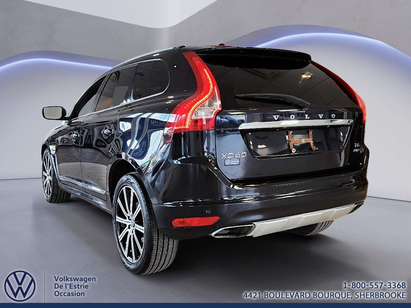 2015 Volvo XC60 AWD / 3.0 V6 /T6 PLATINUM / TOIT / CUIR /BLUETOOTH thumb 6