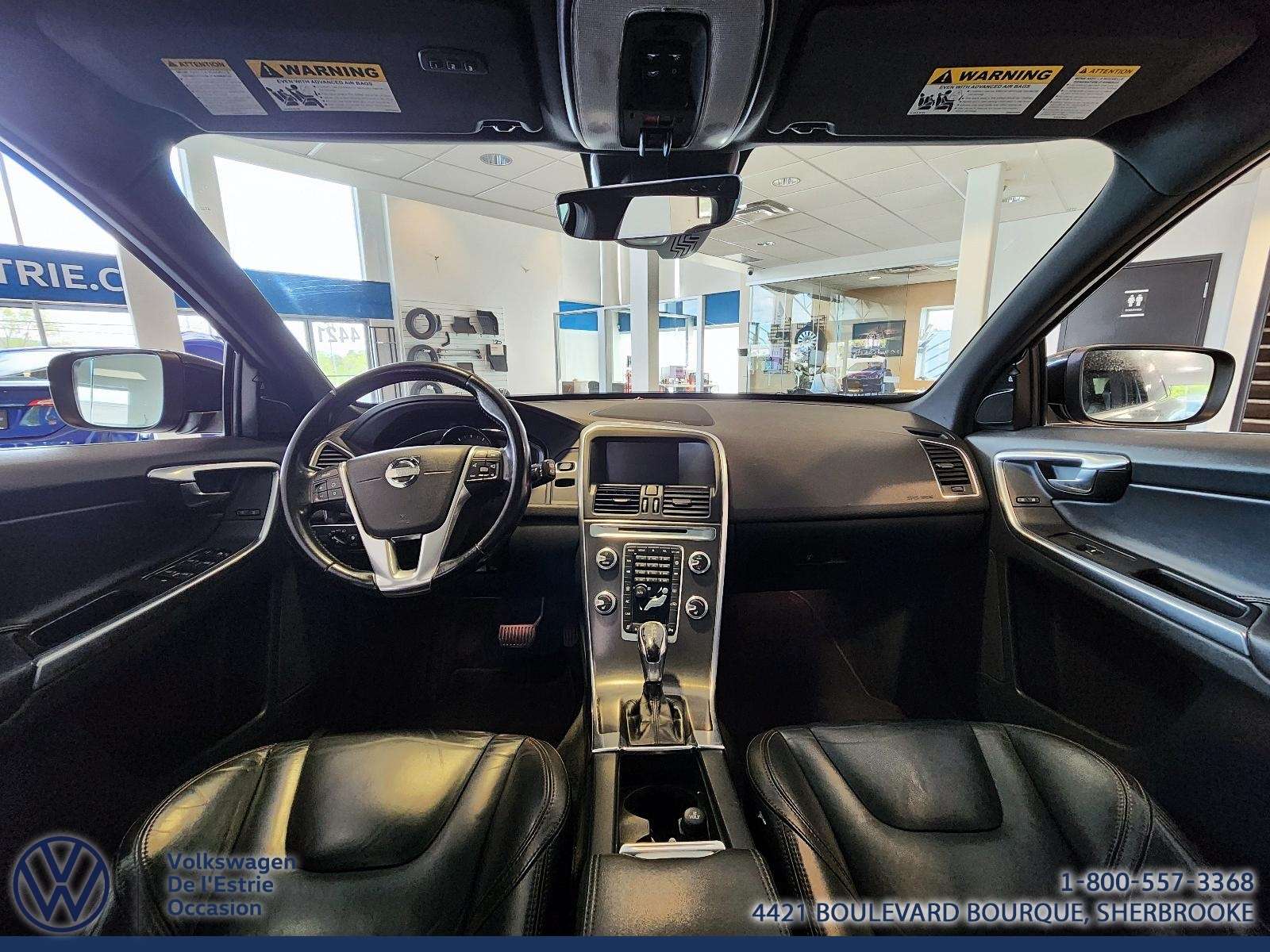 2015 Volvo XC60 AWD / 3.0 V6 /T6 PLATINUM / TOIT / CUIR /BLUETOOTH thumb 15