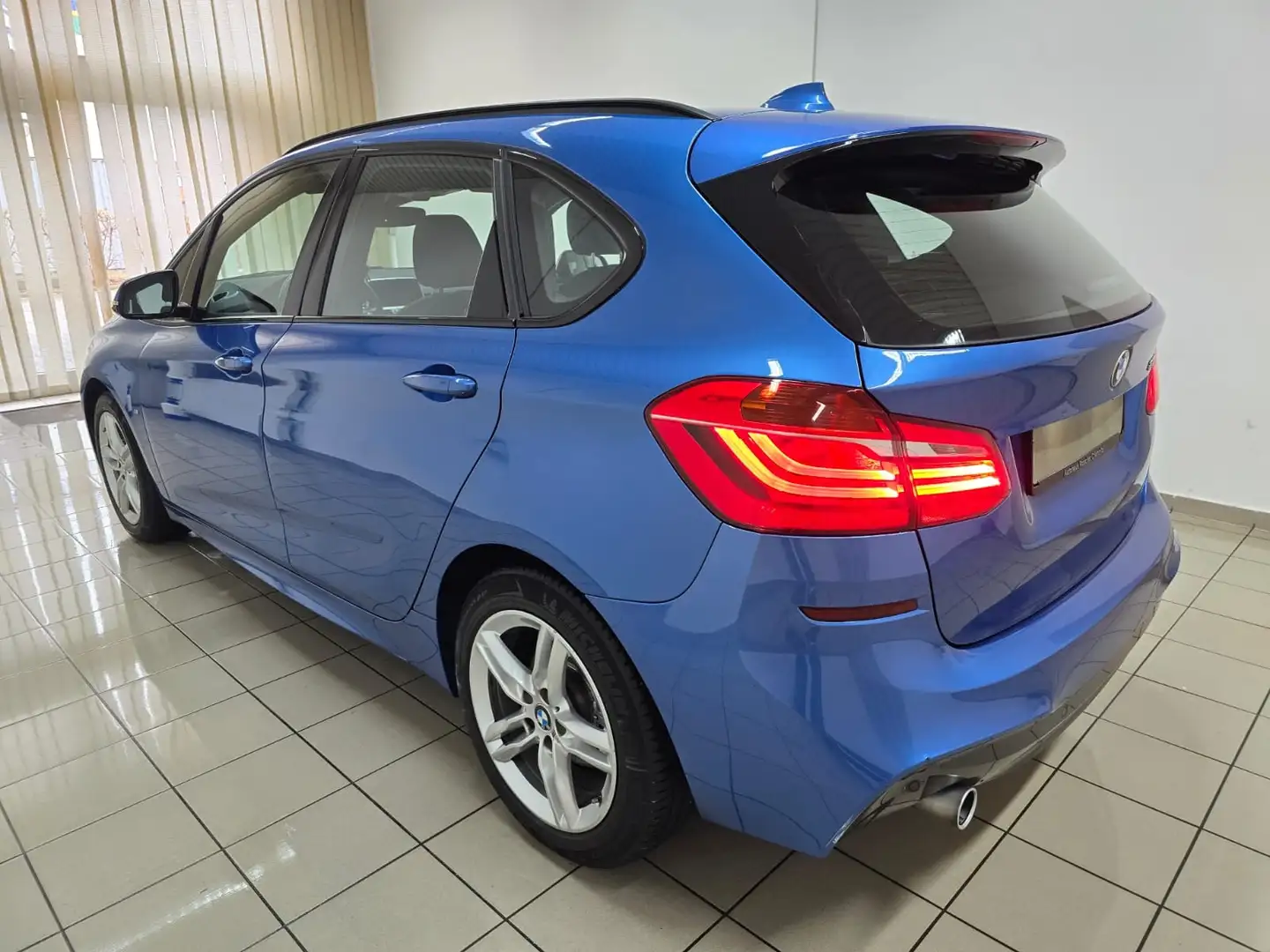 BMW 218 i Active Tourer M Sport LED Panorama Kamera K Blau - 2