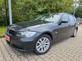 BMW 318 /GARANTIE/AUTOMATIK/TÜV 06.26/AHK/TEMP. Schwarz - thumbnail 17