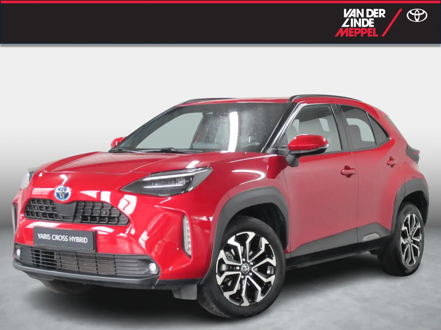 Toyota Yaris Cross 1.5 Hybrid Dynamic Navi PDC Camera Rood - 1