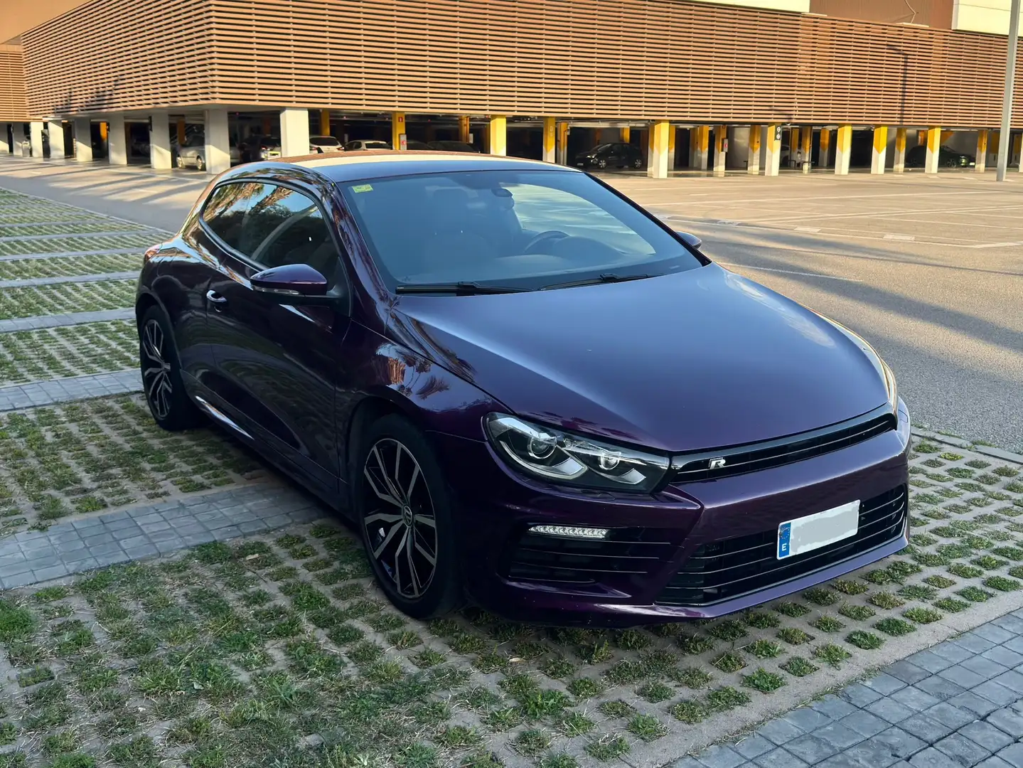 Volkswagen Scirocco 2.0 TSI R DSG Burdeos - 1