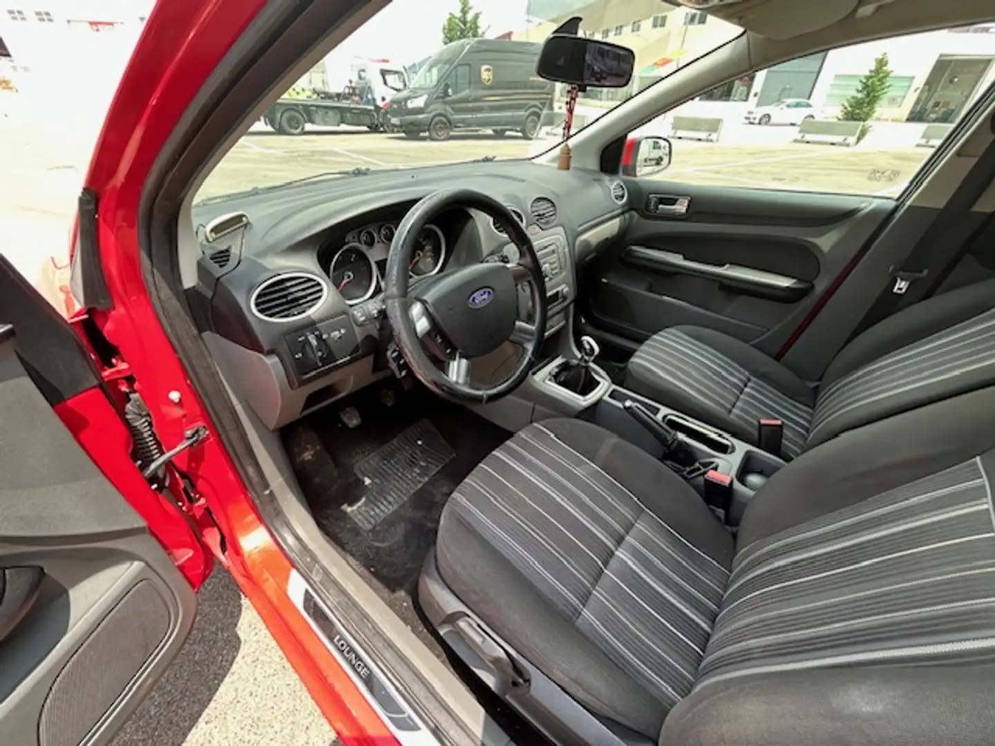 Ford Focus 1.6TDCi Trend Rouge - 2