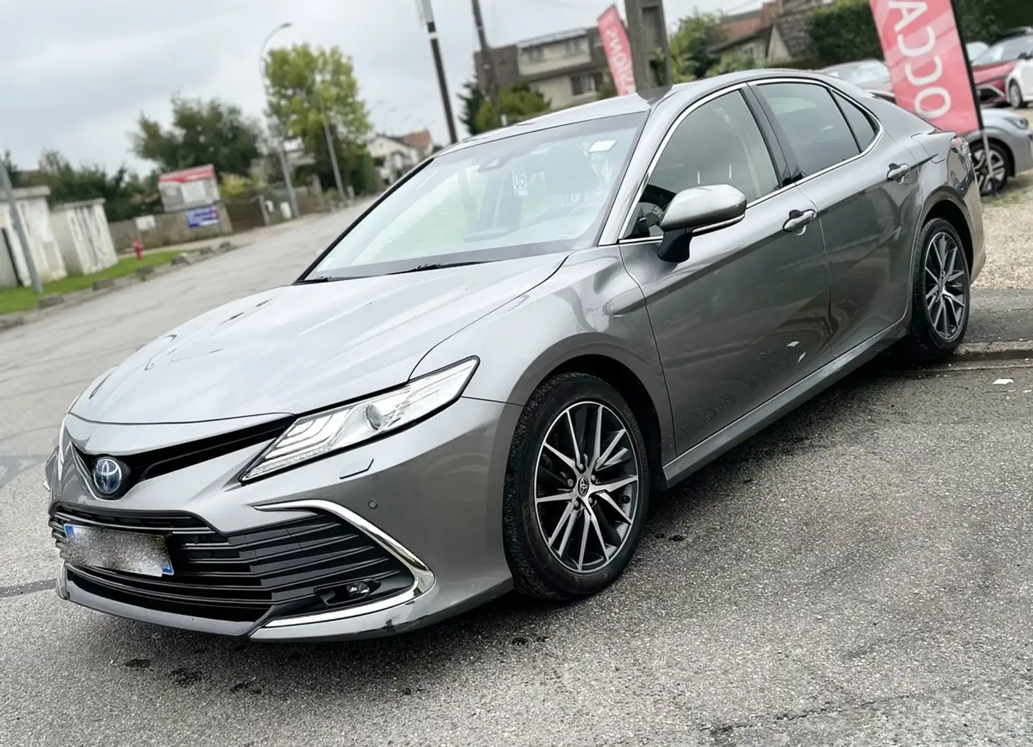 Toyota Camry 2.5 HYBRID 218CV 2WD DESIGN 20000HT ENTRETIEN A JOUR GARANTIE 12 MOIS Grigio - 1