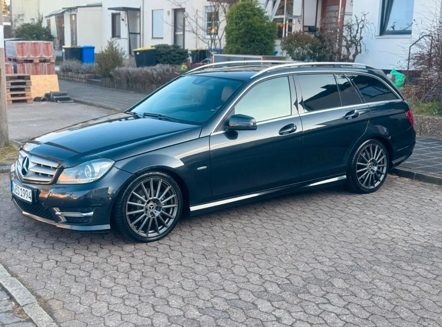 Mercedes-Benz C 250 T CDI Harmann Kardon, Allwetter AMG-Line Schwarz - 2